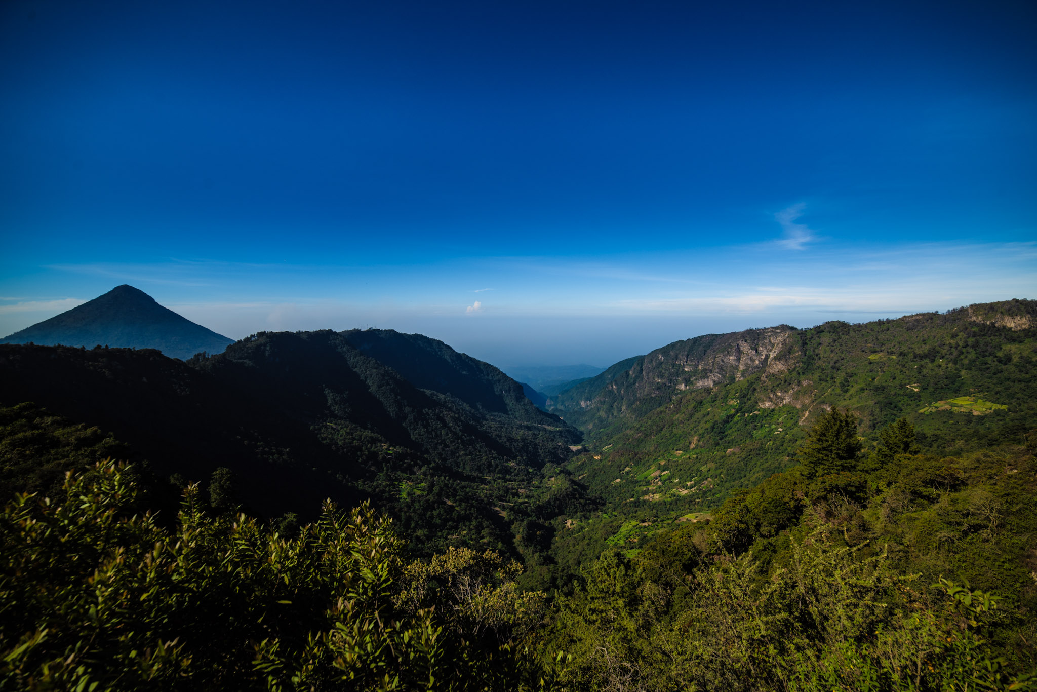 The view from Piedra del Tigre on Volcán Siete Orejas.