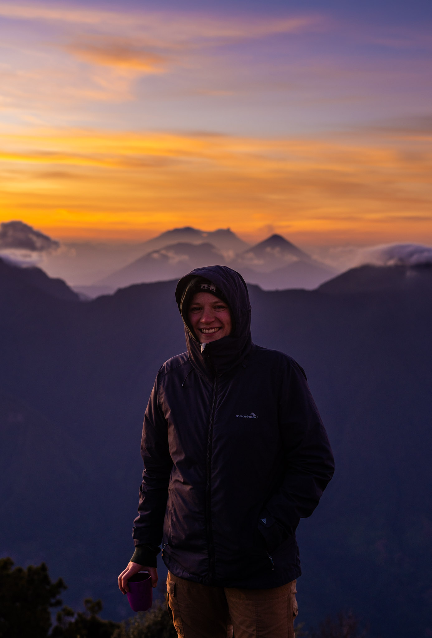 Standing in front of the volcanic chain on Santa María.